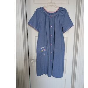 Vintage Blue & Pink House Dress with Embroidery Bird Mailbox Cottage Size Large